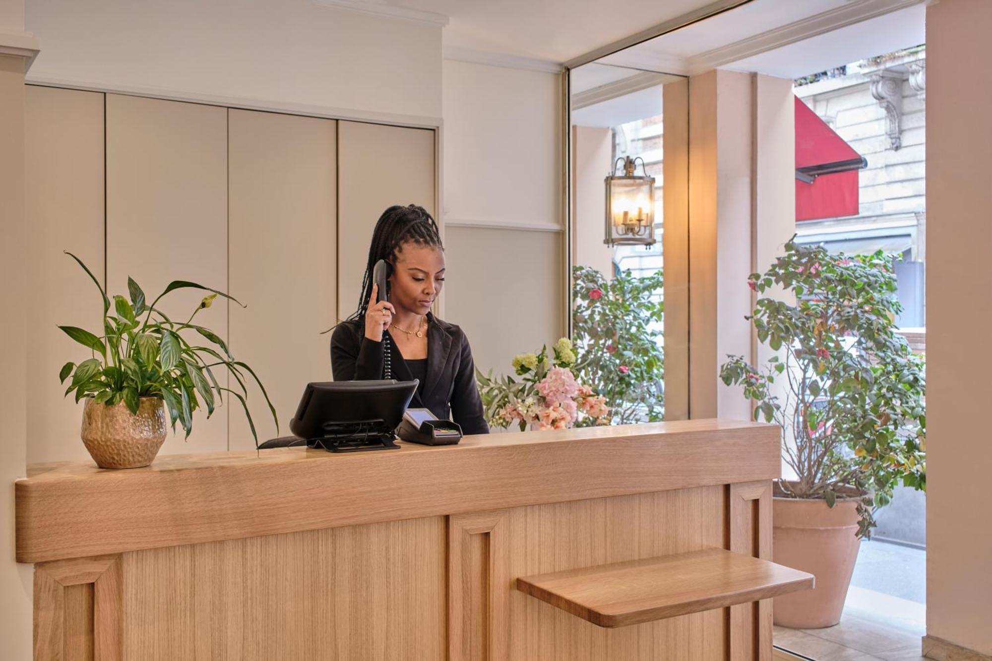 Hotel Etoile Saint Ferdinand By Happyculture Paris Dış mekan fotoğraf